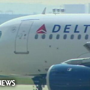 Heat sickens passengers and crew member on Delta flight