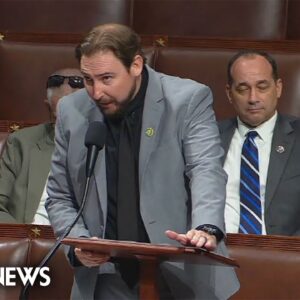 Rep. Crane refers to Black people as 'colored people' on House floor