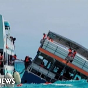 74-year-old dead after boat transporting dozens begins to sink in the Bahamas