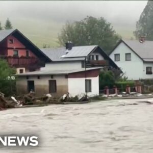 How authorities are managing continuing flood threats in Central Europe